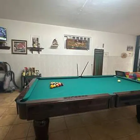 Charming 3-bedroom House In Trofa, Portugal 別荘 *