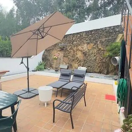 Charming 3-bedroom House In Trofa, Portugal *