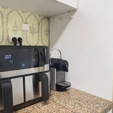 Charming 3-bedroom House In Trofa, Portugal 別荘 *