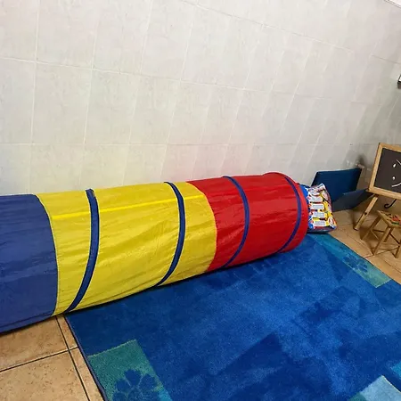別荘 Charming 3-bedroom House In Trofa, Portugal トロファ
